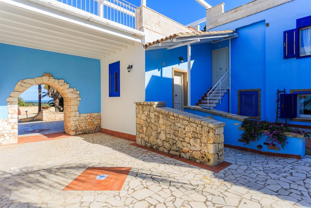 Borgo Marino Plemmirio Hotel Szirakúza Kültér fotó